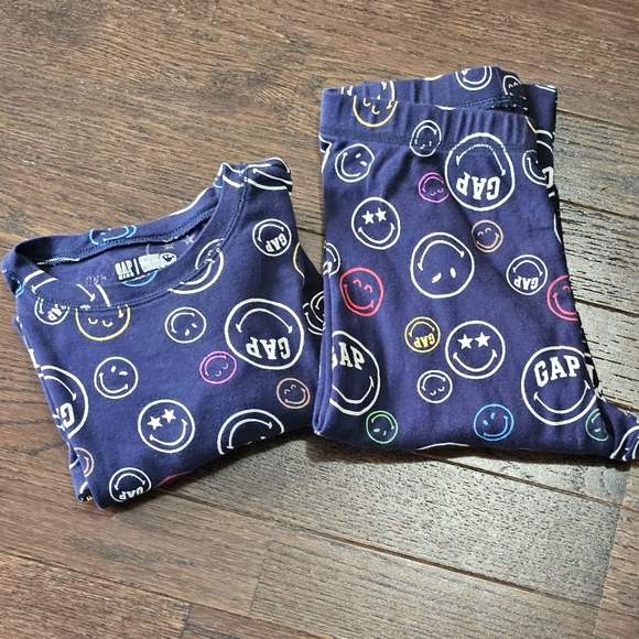 GAP KIDS, Smiley World, Organic Cotton 2 Pc Pyjamas, Size 12 - Picture 2 of 3